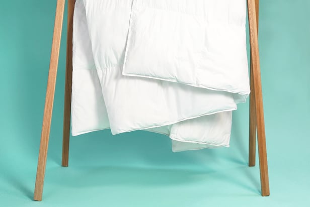 Couette CHAUDE Extra-Douce - Coton Bio 220x240 cm - Wake Me Green HUGUETTE